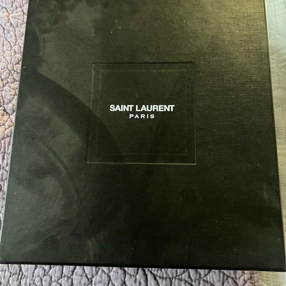 Saint Laurent Glossy Black Heels - Picture 5 of 11